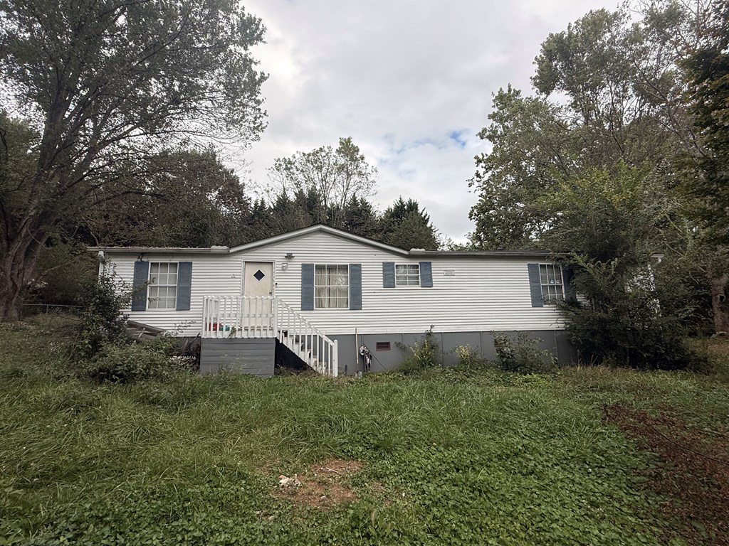 3777 N Meadow Circle