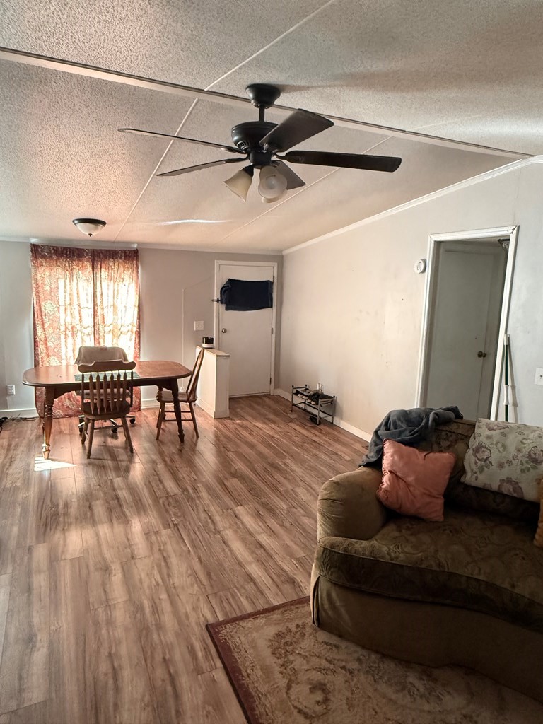 3777 N Meadow Circle