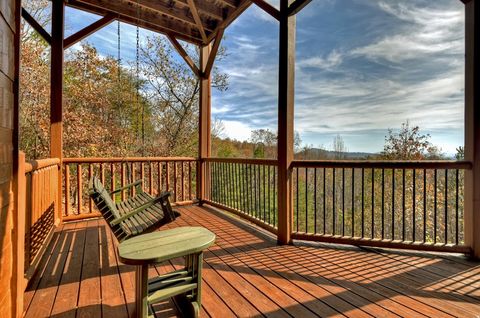 A home in Mineral Bluff