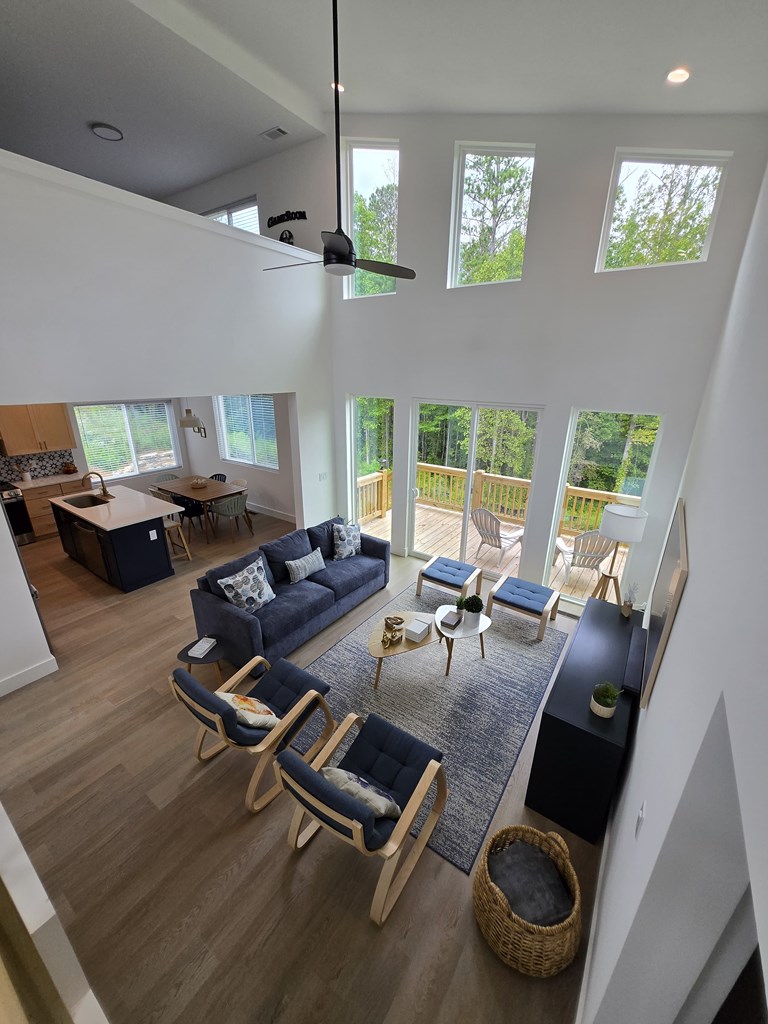 1958 Twisted Oak Road