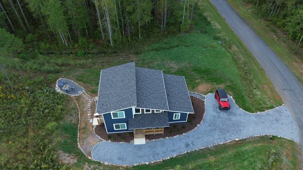 1958 Twisted Oak Road