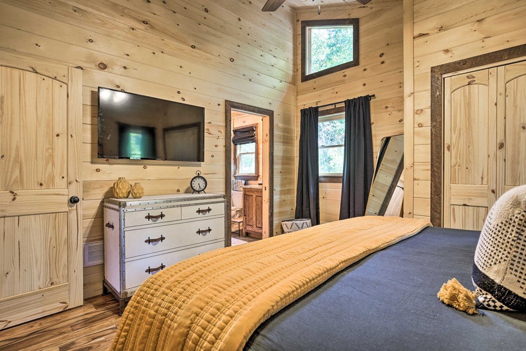 142 S Dream Catcher, Blue Ridge, GA, 30513, USA, 4 Bedrooms Bedrooms, ,4 BathroomsBathrooms,Residential,Pending,142 S Dream Catcher,432789