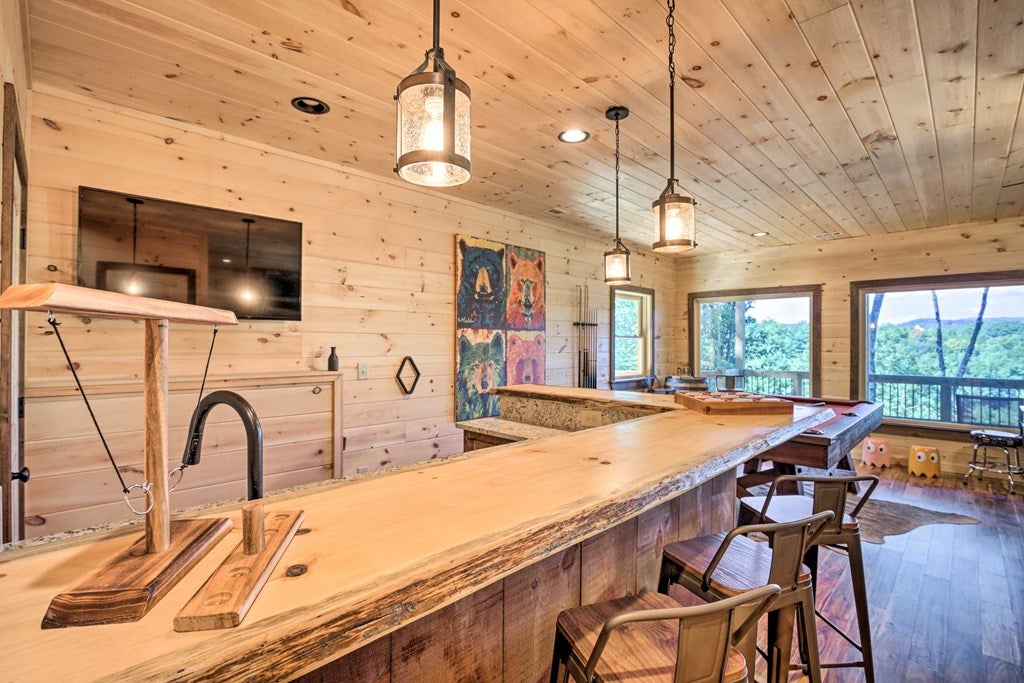 142 S Dream Catcher, Blue Ridge, GA, 30513, USA, 4 Bedrooms Bedrooms, ,4 BathroomsBathrooms,Residential,Pending,142 S Dream Catcher,432789