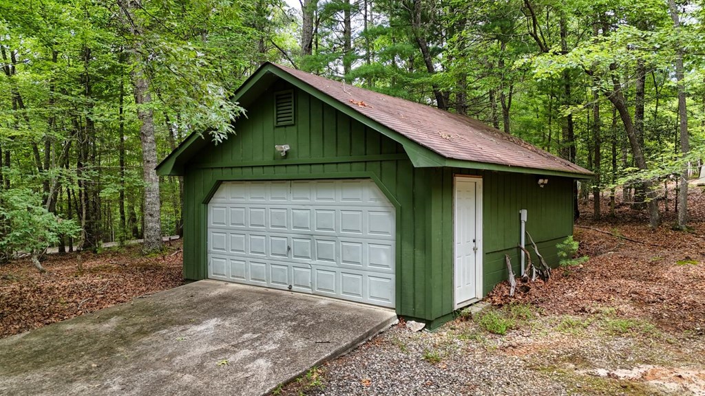 119 Blair Oaks Drive