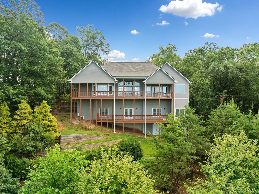 887 Oceola Drive