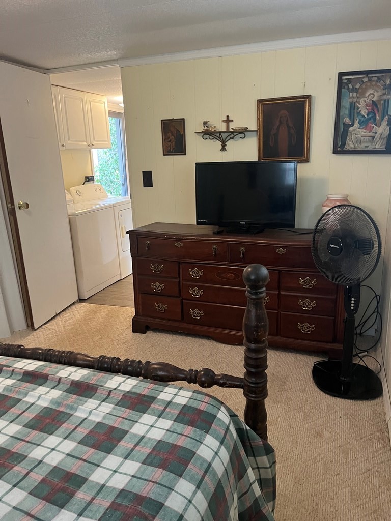 22 Leisure Woods Circle