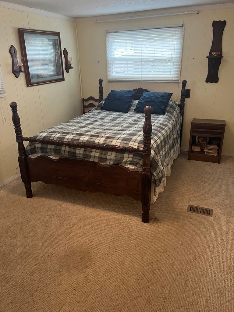 22 Leisure Woods Circle