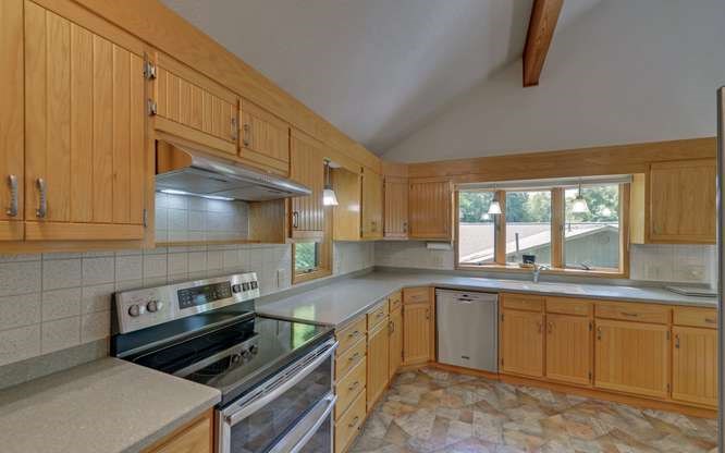 561 Long View Drive