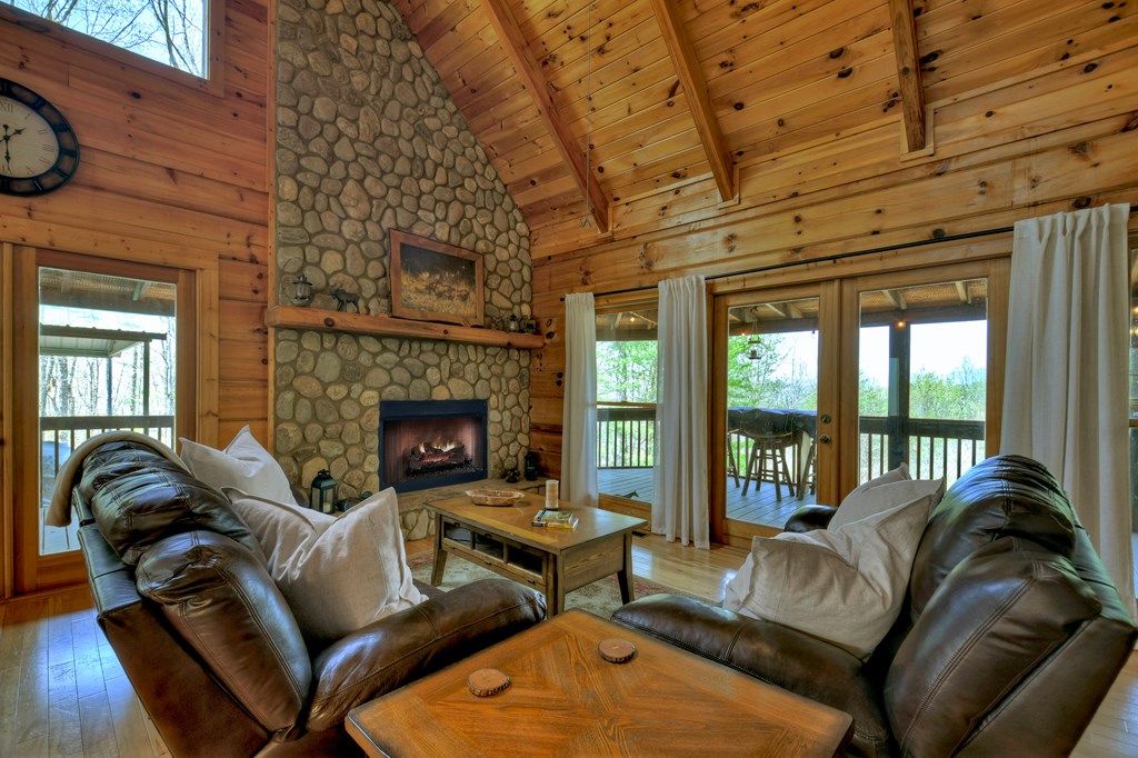 5 Moccasin Trail