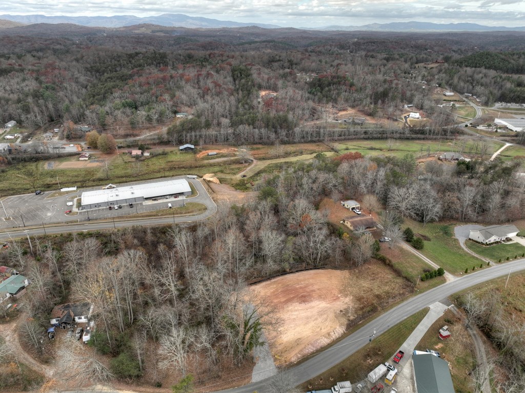 834&856 Windy Ridge Road