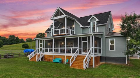 A home in Blue Ridge