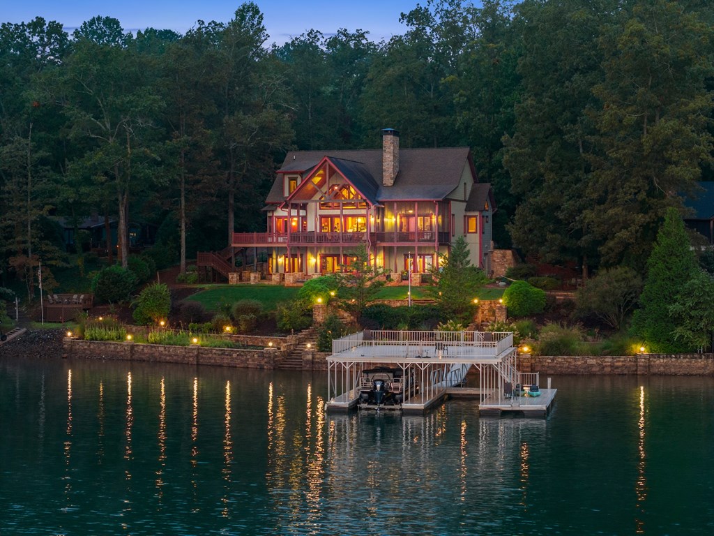 1585 Heathers Cove Road