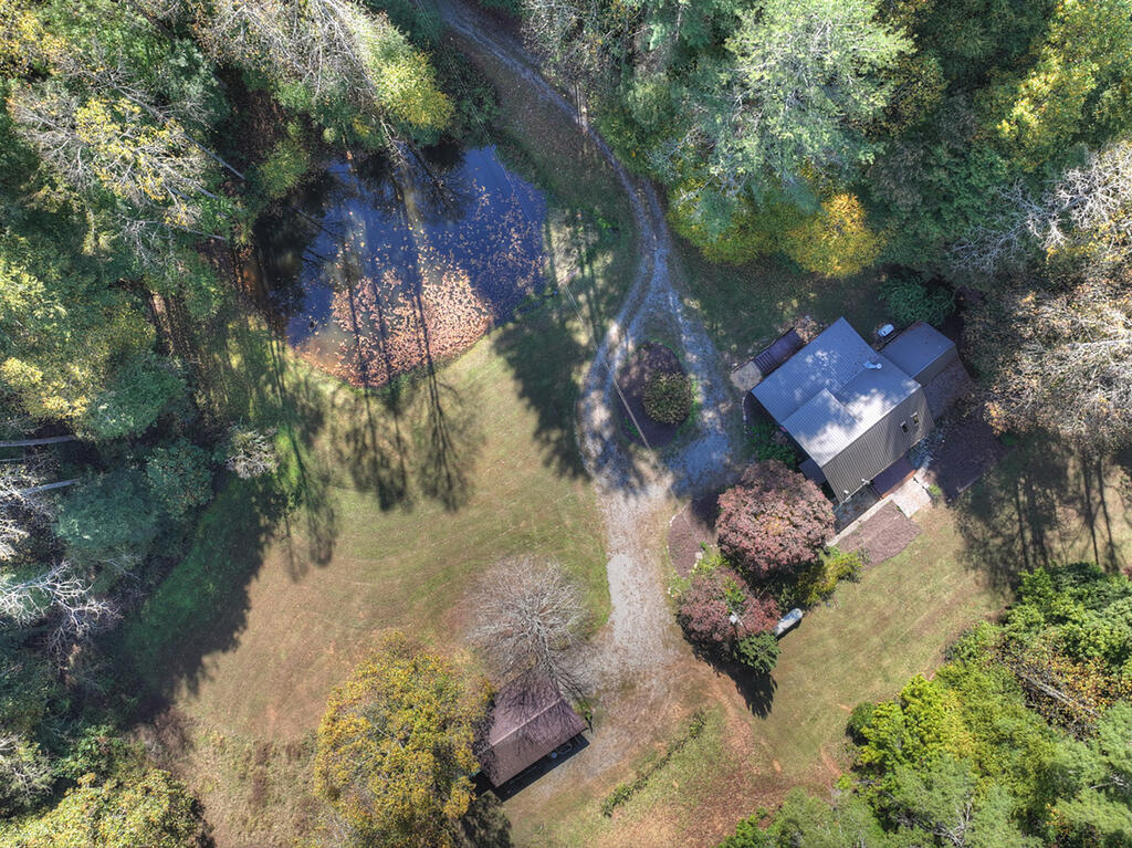 8776 Hwy 2