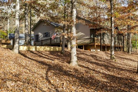 A home in Hayesville