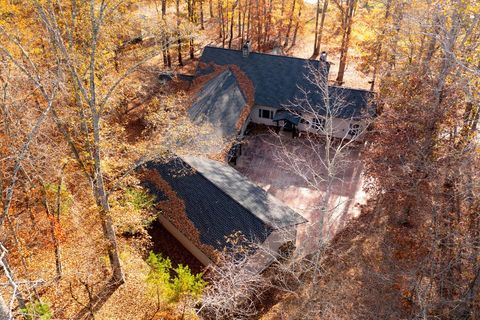 A home in Hayesville