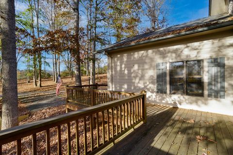 A home in Hayesville