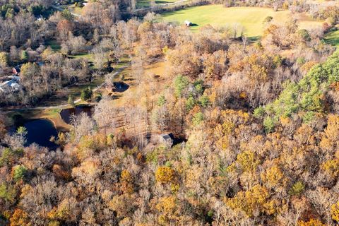 A home in Hayesville