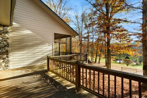 A home in Hayesville