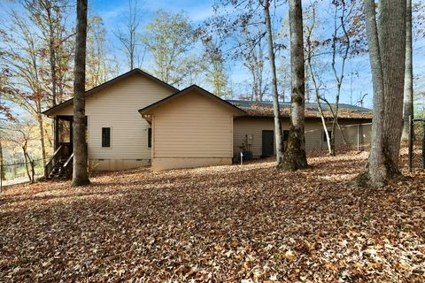 A home in Hayesville