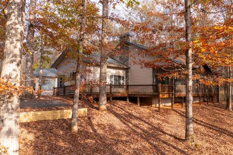 A home in Hayesville