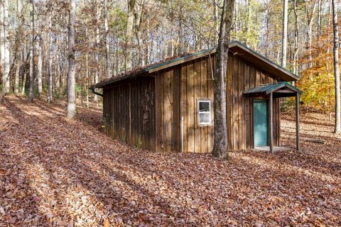 A home in Hayesville