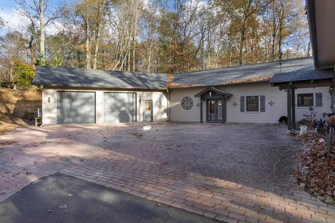 A home in Hayesville