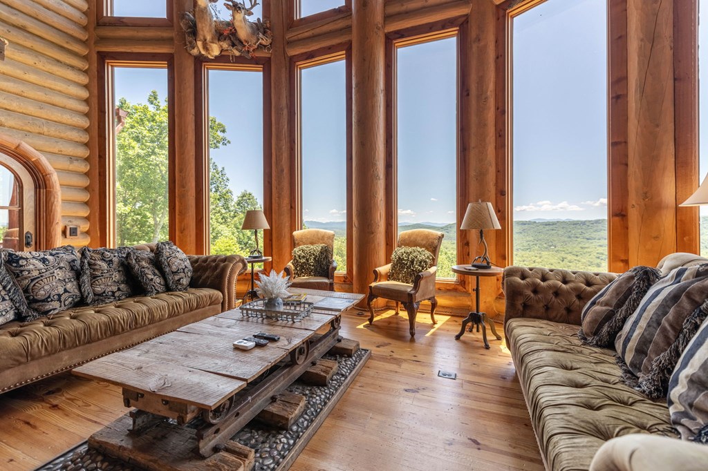 976 Mull Valley Road