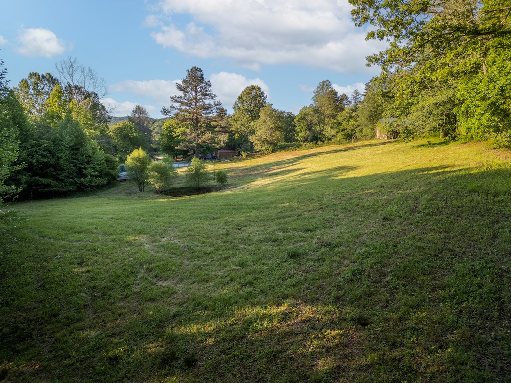 4.59 AC Briar Cove Road