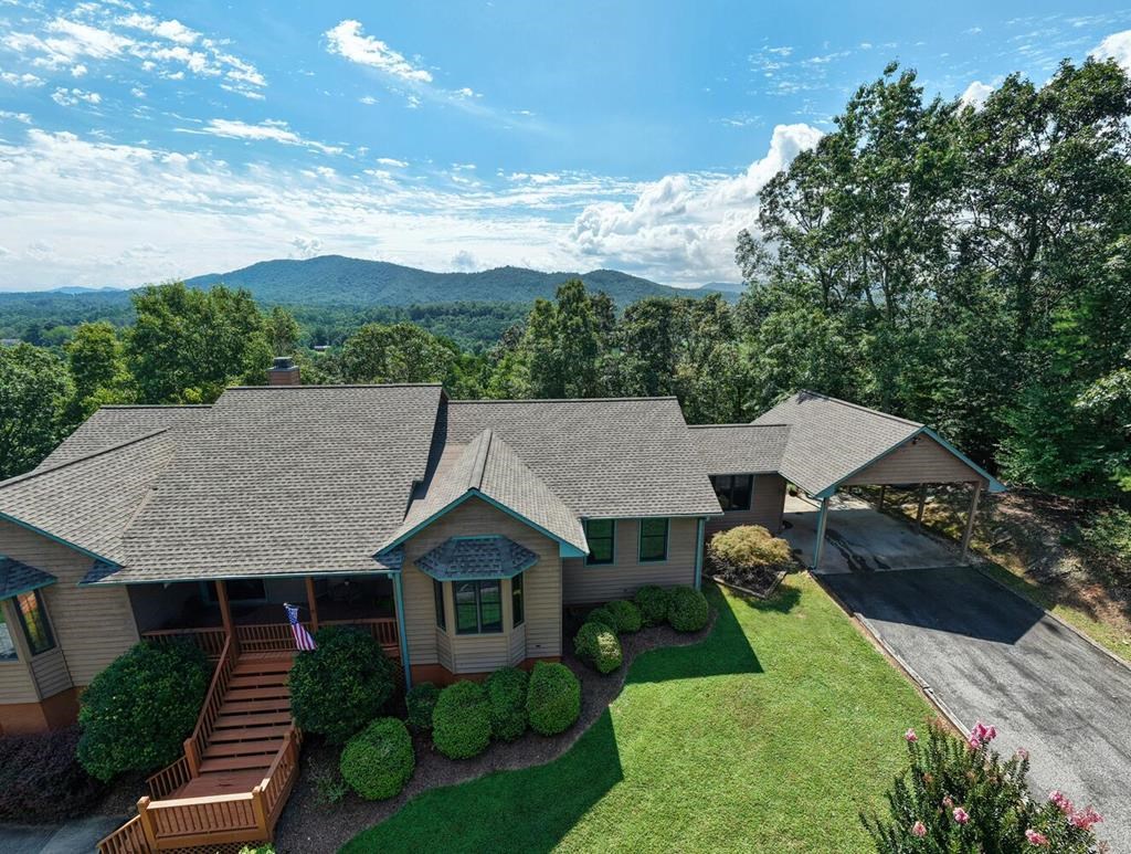 200 Hickory Nut Lane