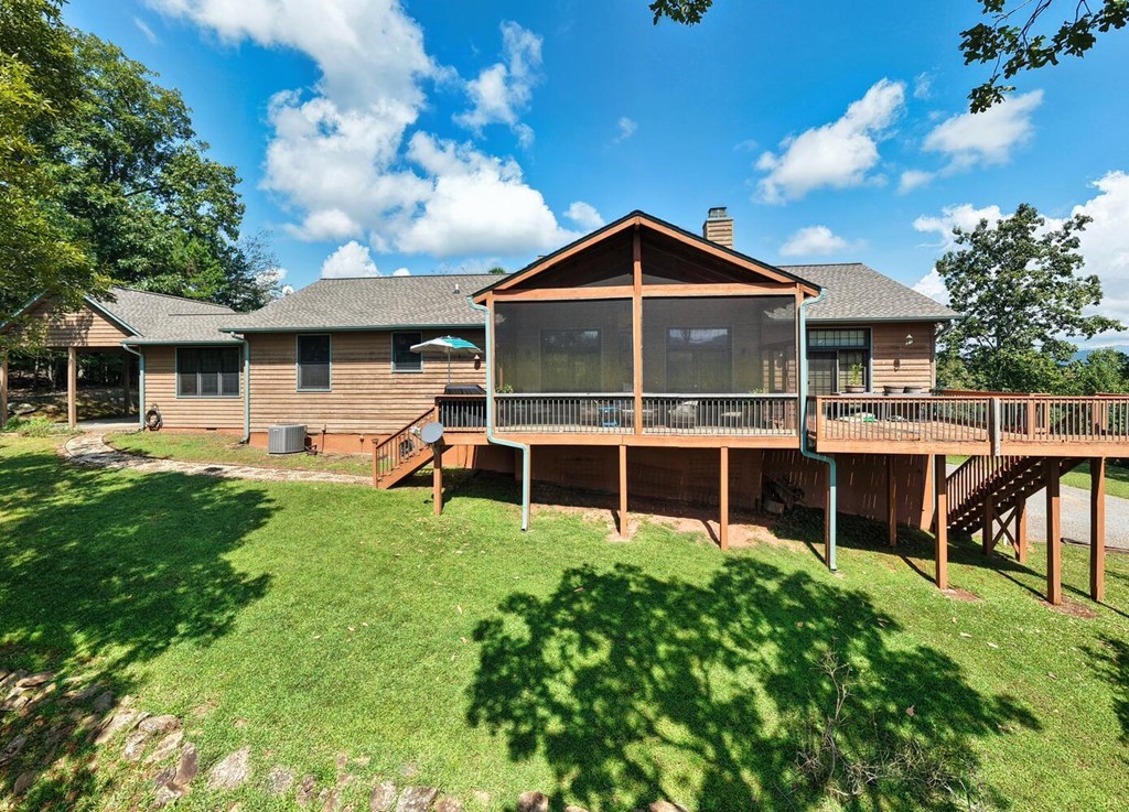 200 Hickory Nut Lane