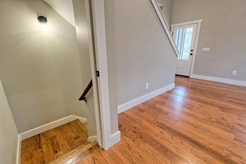 listing image 53