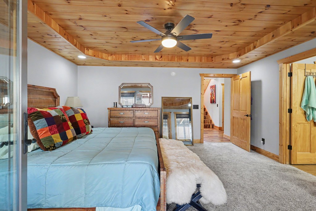 Hiawassee, Georgia, 30546, United States, 4 Bedrooms Bedrooms, ,4 BathroomsBathrooms,Residential,Active,2030577