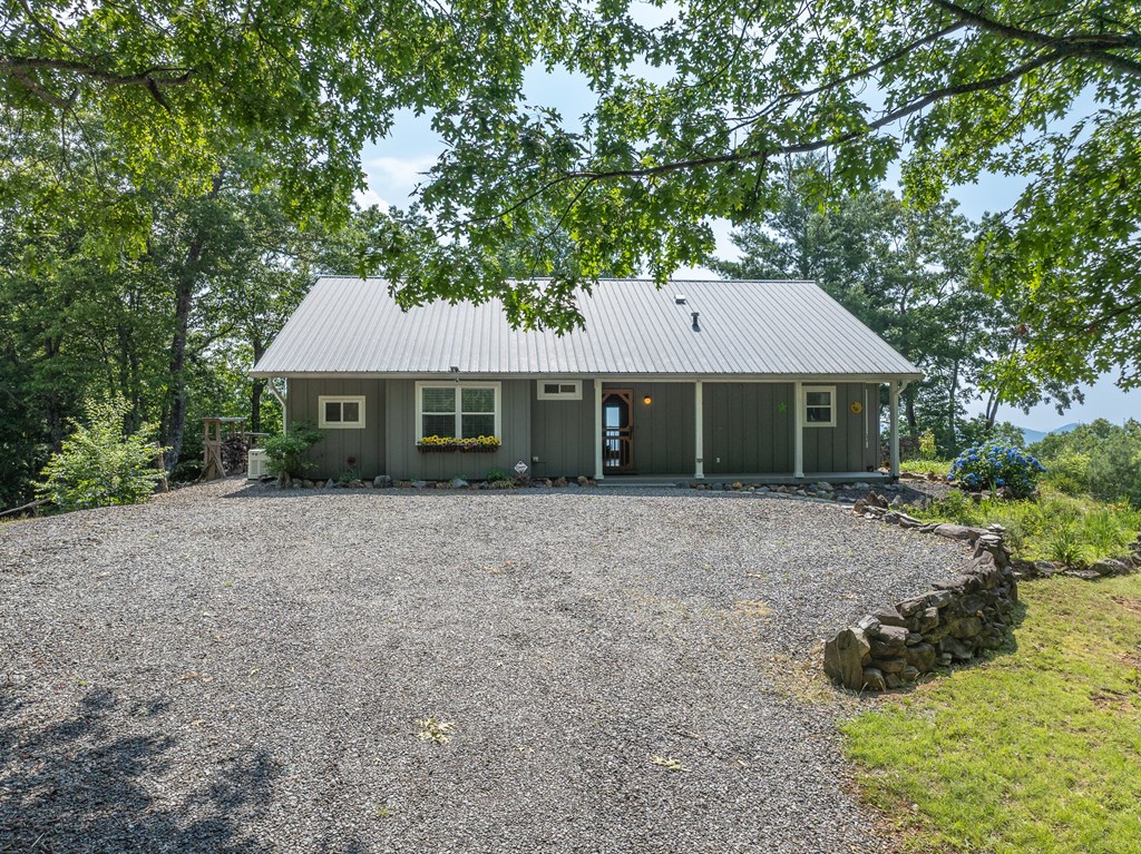 330 Ravens Gap Road