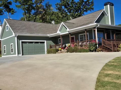 368 Ivy Log Heights Road Young Harris GA 30582