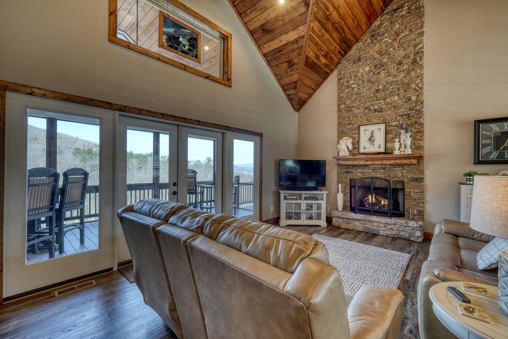 368 Ivy Log Heights Road