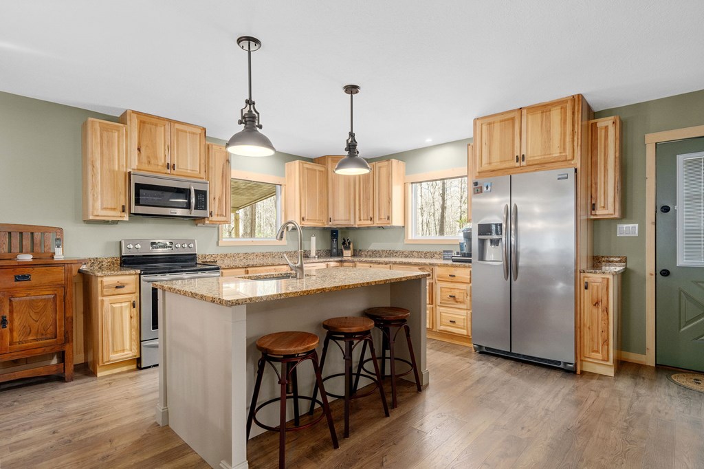 305 Lofty Heights