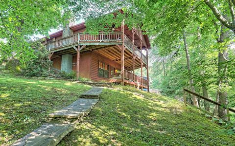 A home in Hiawassee