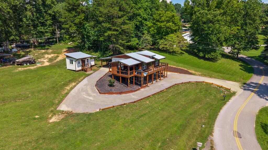 101 Pleasant Hill Circle