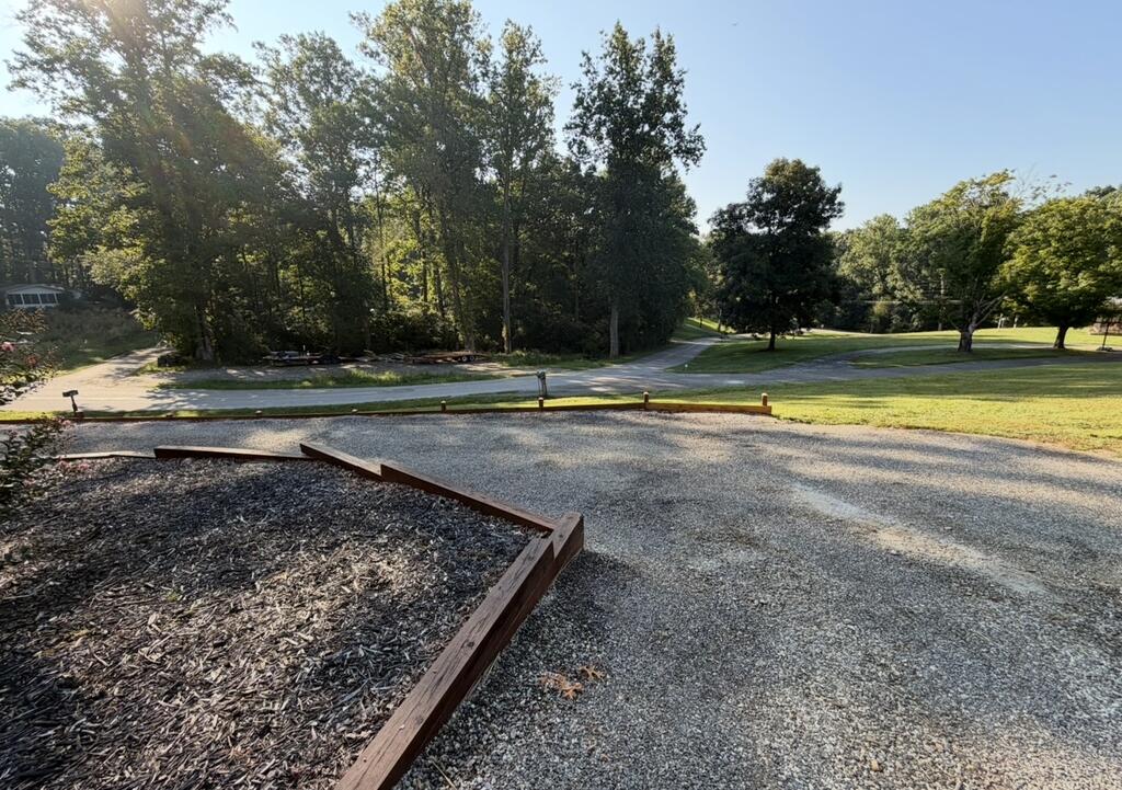 101 Pleasant Hill Circle