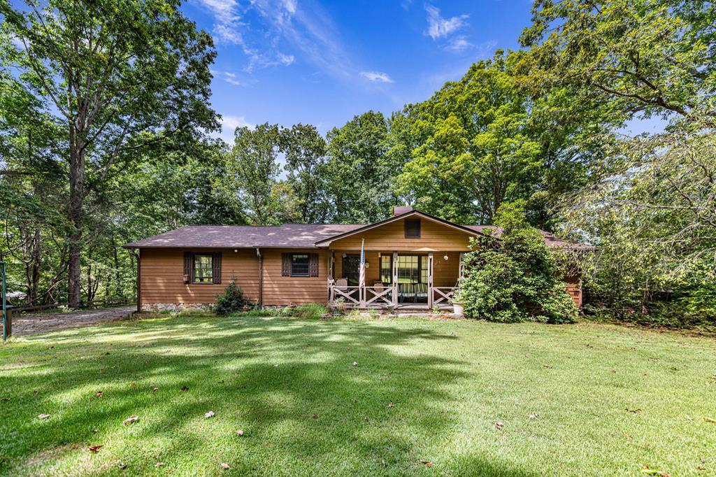 788 Lake Forest Drive