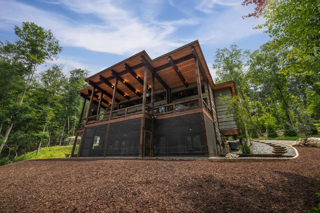 195 Moonshine Way, Blue Ridge, GA, 30513, USA, 3 Bedrooms Bedrooms, ,4 BathroomsBathrooms,Residential,Active,195 Moonshine Way,434942