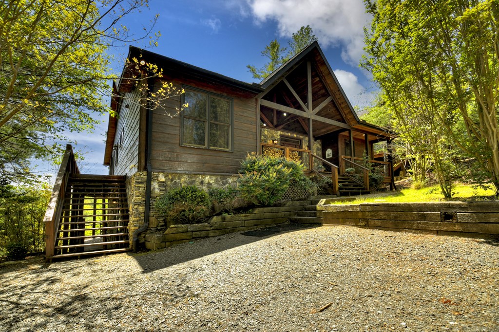 670 Magnolia Drive