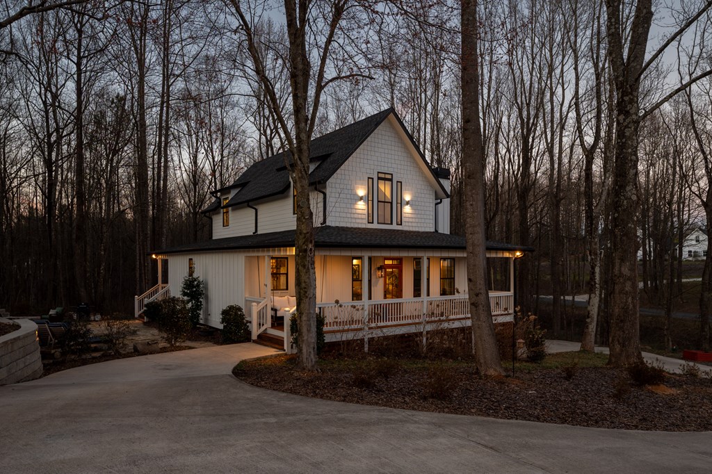 29 Highpoint Ridge Court