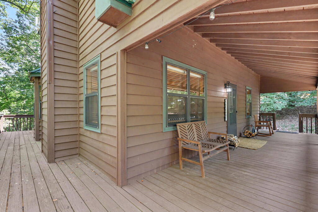 1133 Garrett Circle