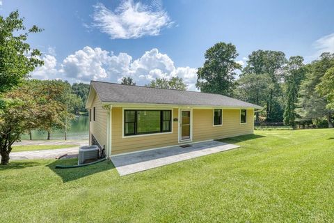 160 Sunnyside Estates Hiawassee GA 30546