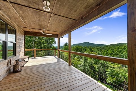 A home in Mineral Bluff