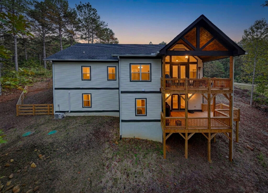 16 Eastside Drive