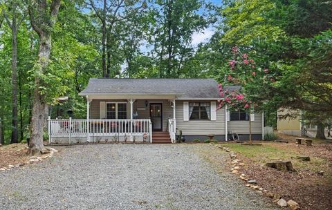28 Zenith Trail Ellijay GA 30540