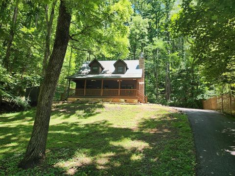 A home in Hiawassee