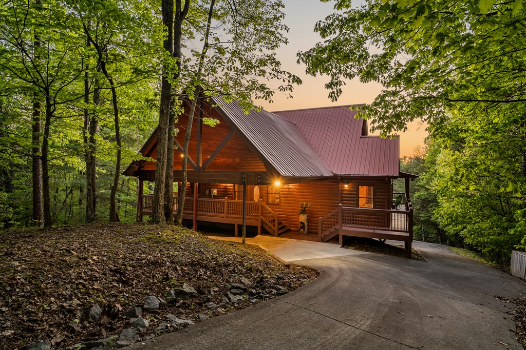 433 Spruce Circle